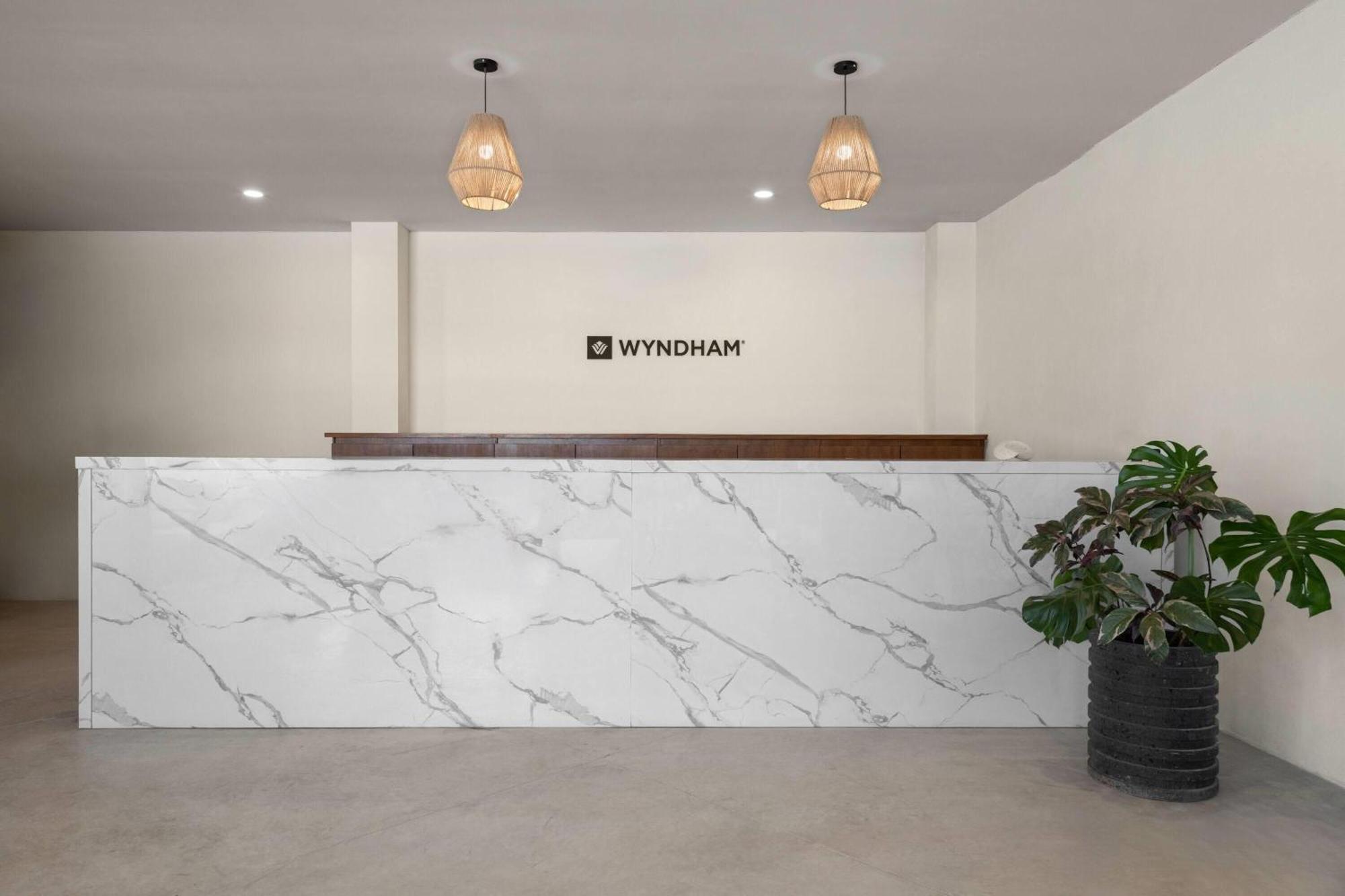 Wyndham Hotel